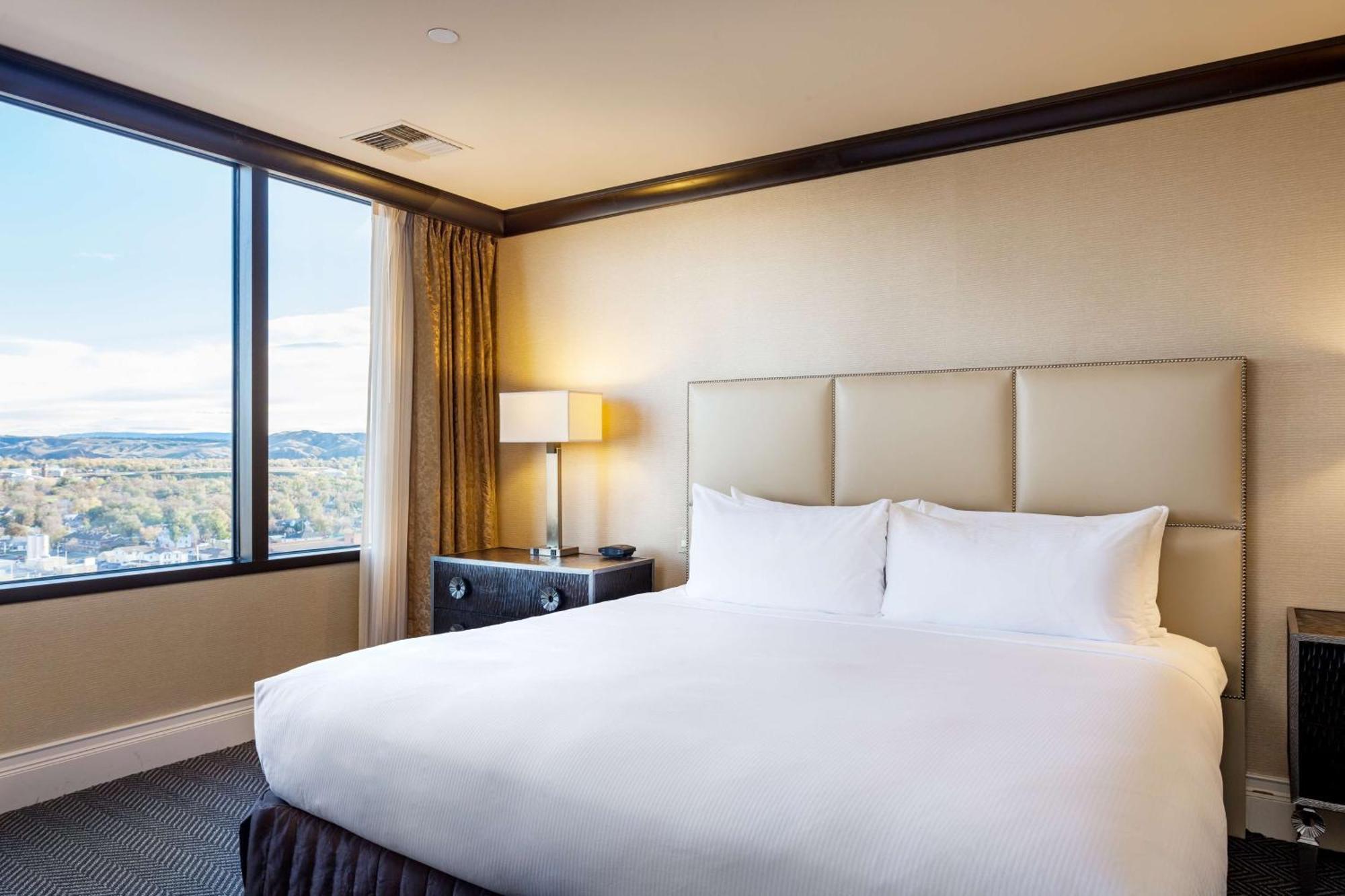 Doubletree By Hilton Hotel